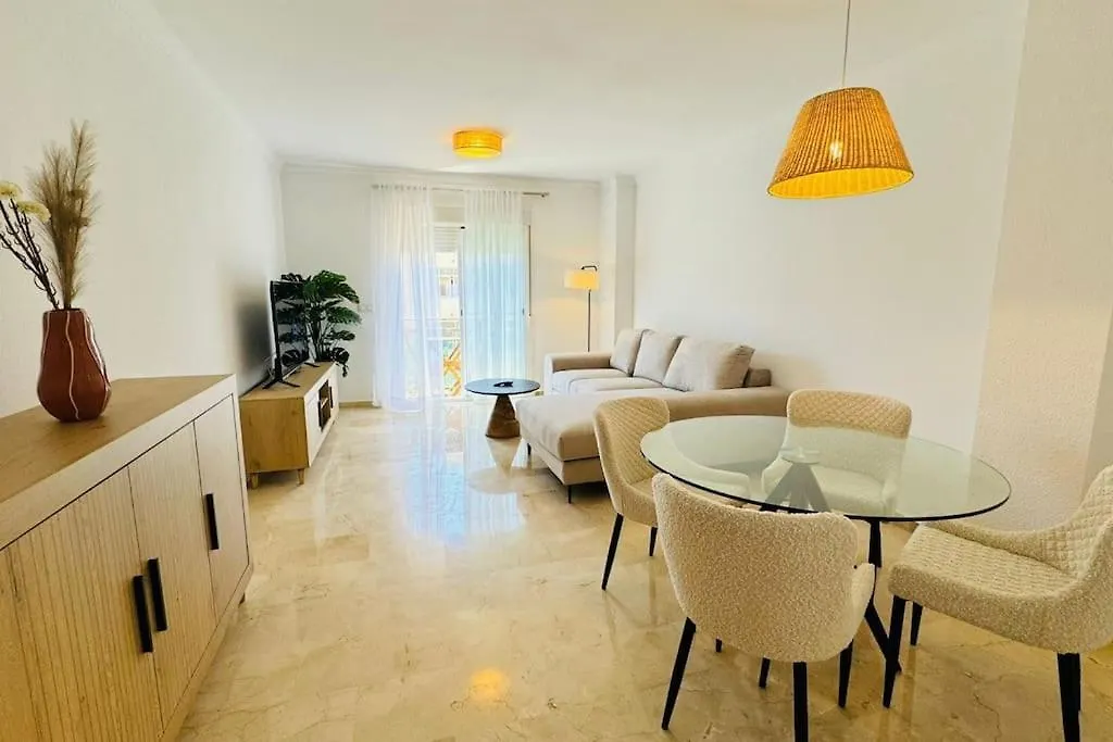 Room City Marismas Centro Ciudad Estepona
